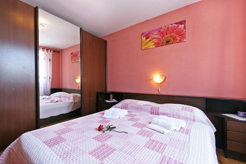 Apartments Elda Ровинь Номер фото