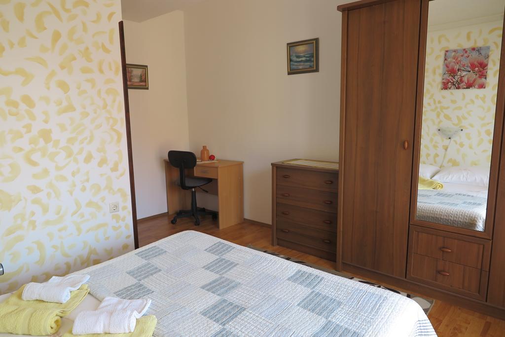 Apartments Elda Ровинь Экстерьер фото