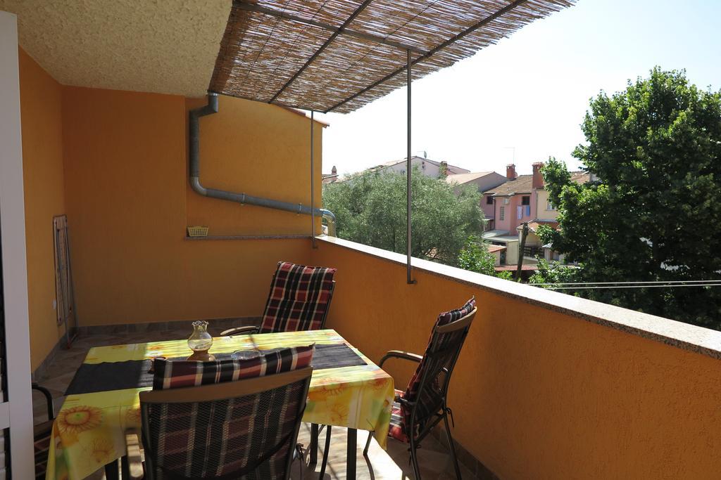 Apartments Elda Ровинь Экстерьер фото
