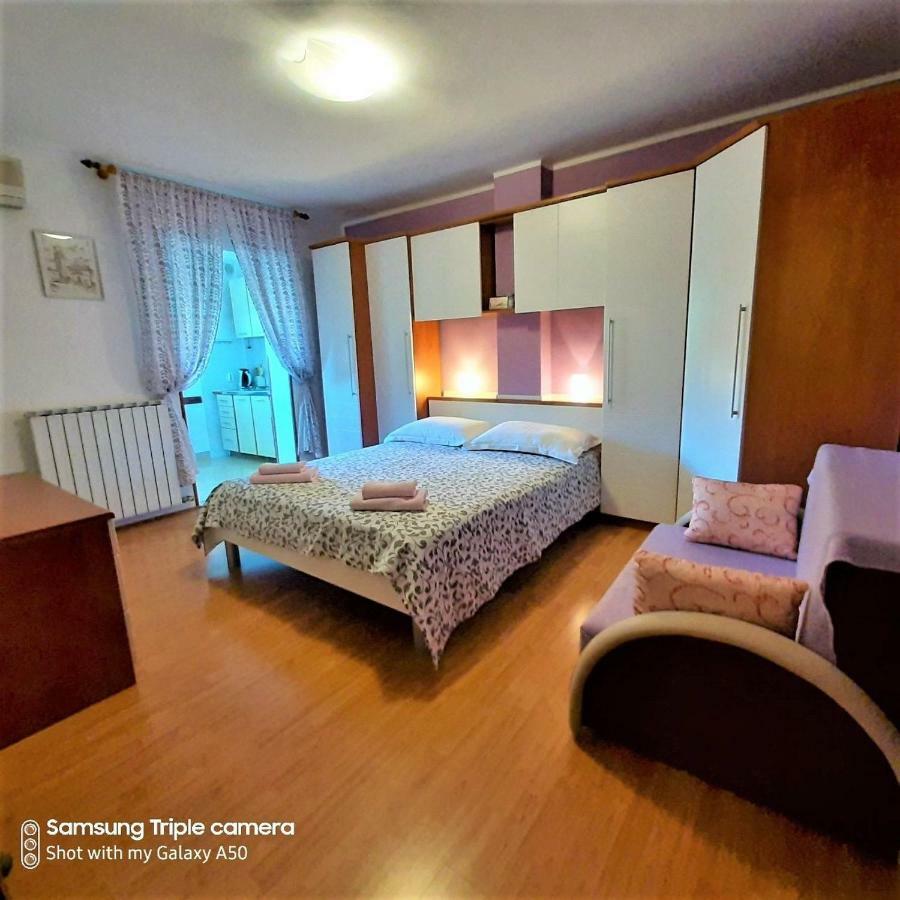 Apartments Elda Ровинь Экстерьер фото