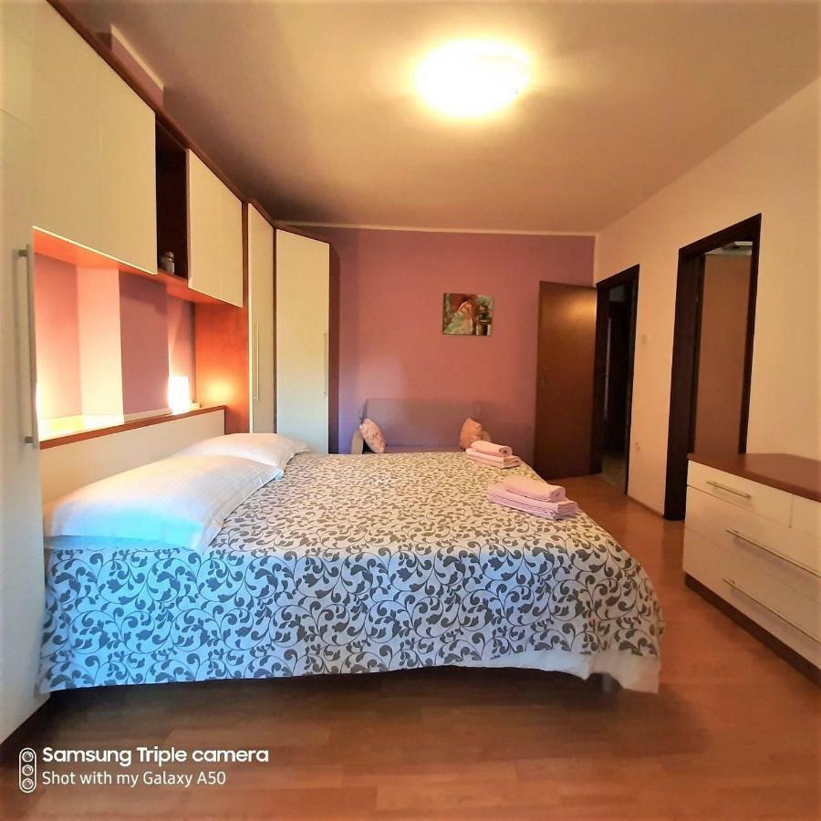Apartments Elda Ровинь Экстерьер фото